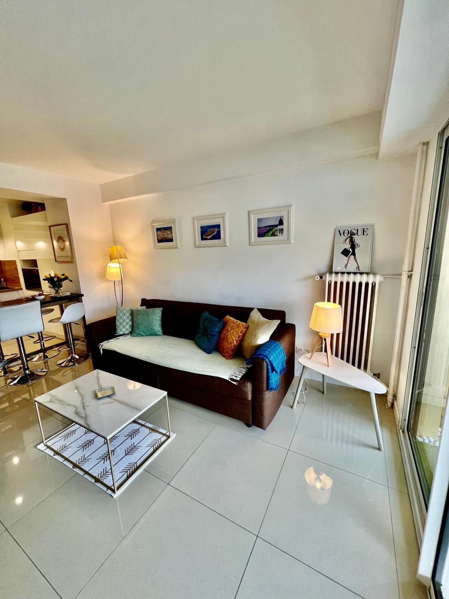 Appartement Cosy Calme Central-Terrasse Proche Palais Cannes Dış mekan fotoğraf